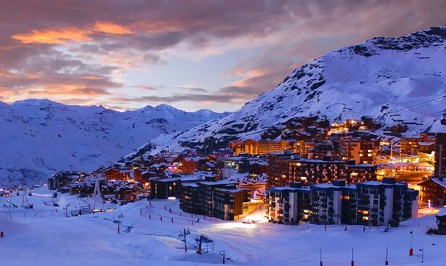 Service de limousine avec chauffeur privé dans le domaine des 3 Vallées