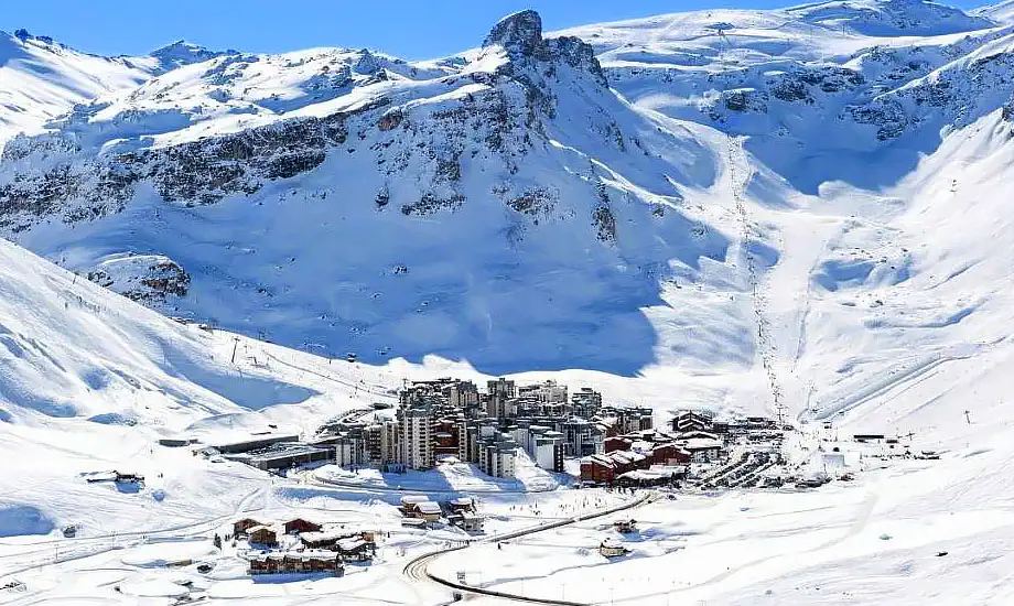 Service de limousine avec chauffeur privé à l'Espace Killy (Tignes & Val d'Isère)