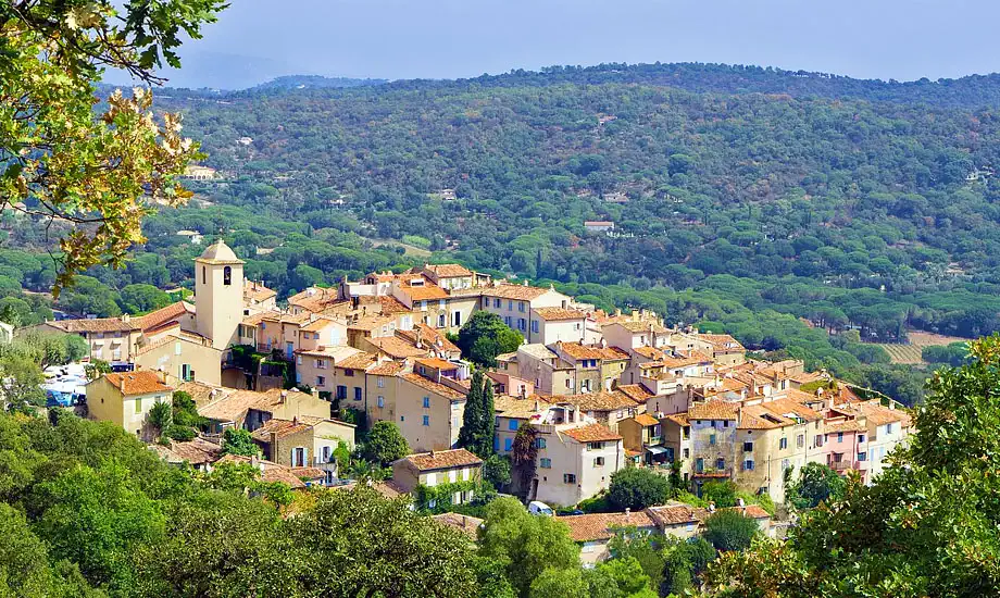 Service de limousine avec chauffeur privé à Ramatuelle (83350)