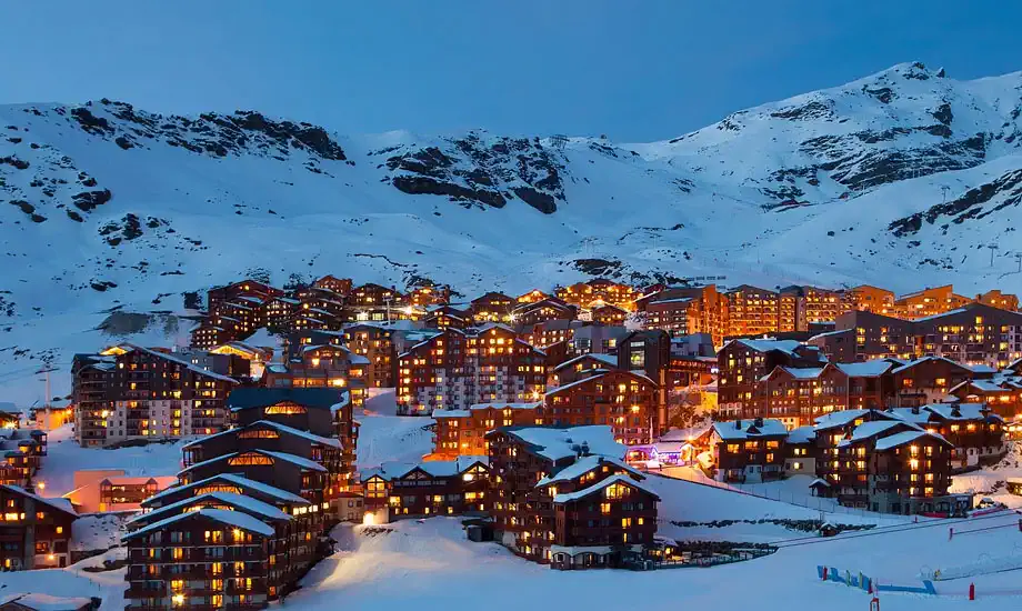 Service de limousine avec chauffeur privé à Val Thorens (73440)