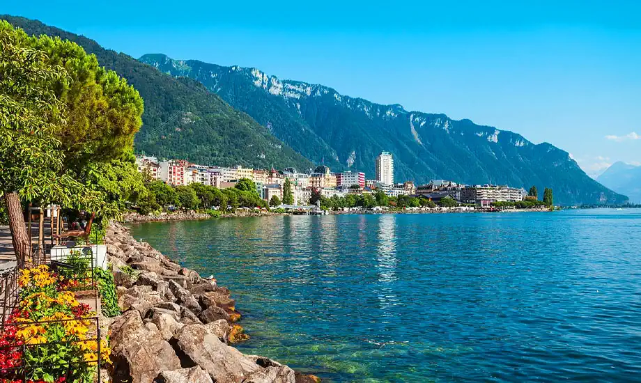 Service de limousine avec chauffeur privé à Montreux et Vevey (1820 / 1800)