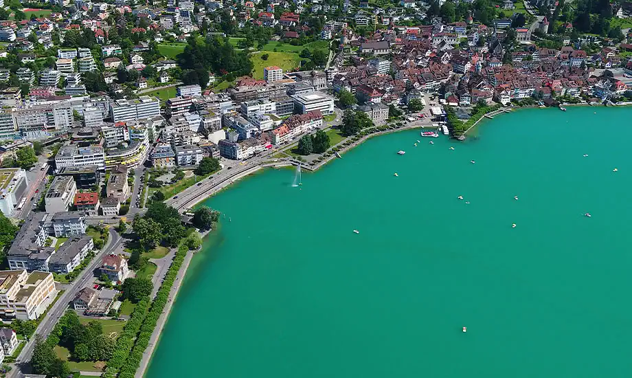 Service de limousine avec chauffeur privé à Zug (6300)